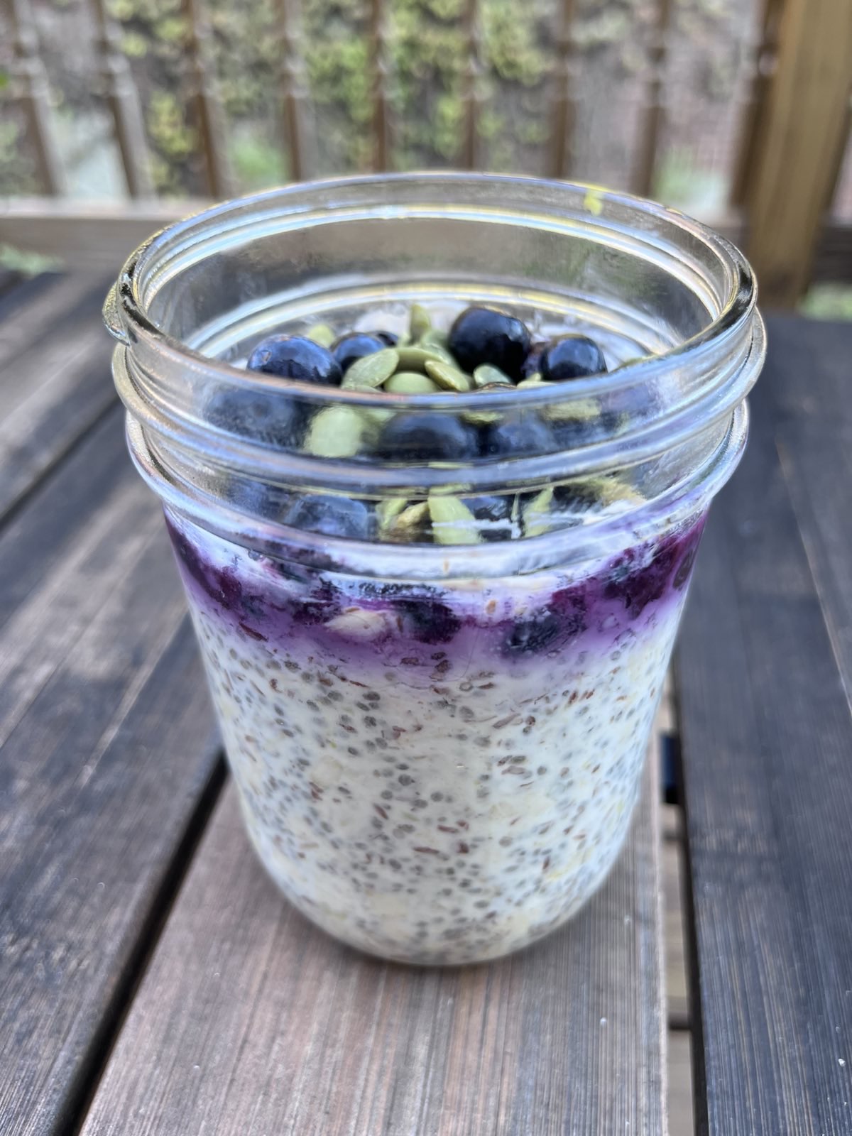 Lemon Blueberry Overnight Oats: A high fiber breakfast to start your day